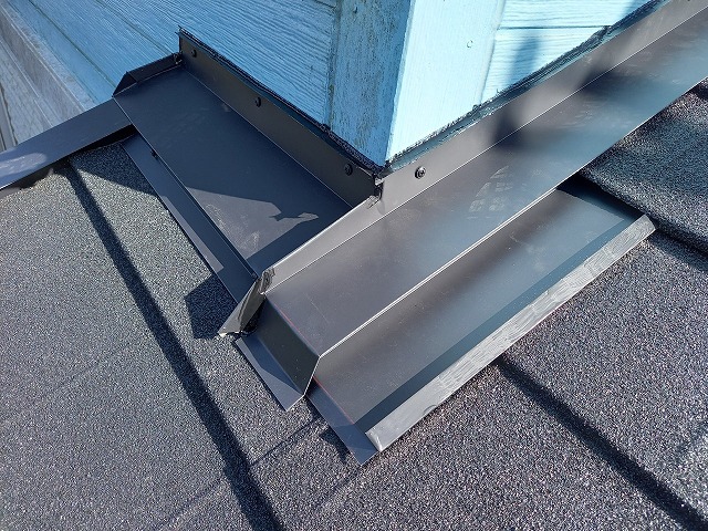 水切り板金の加工